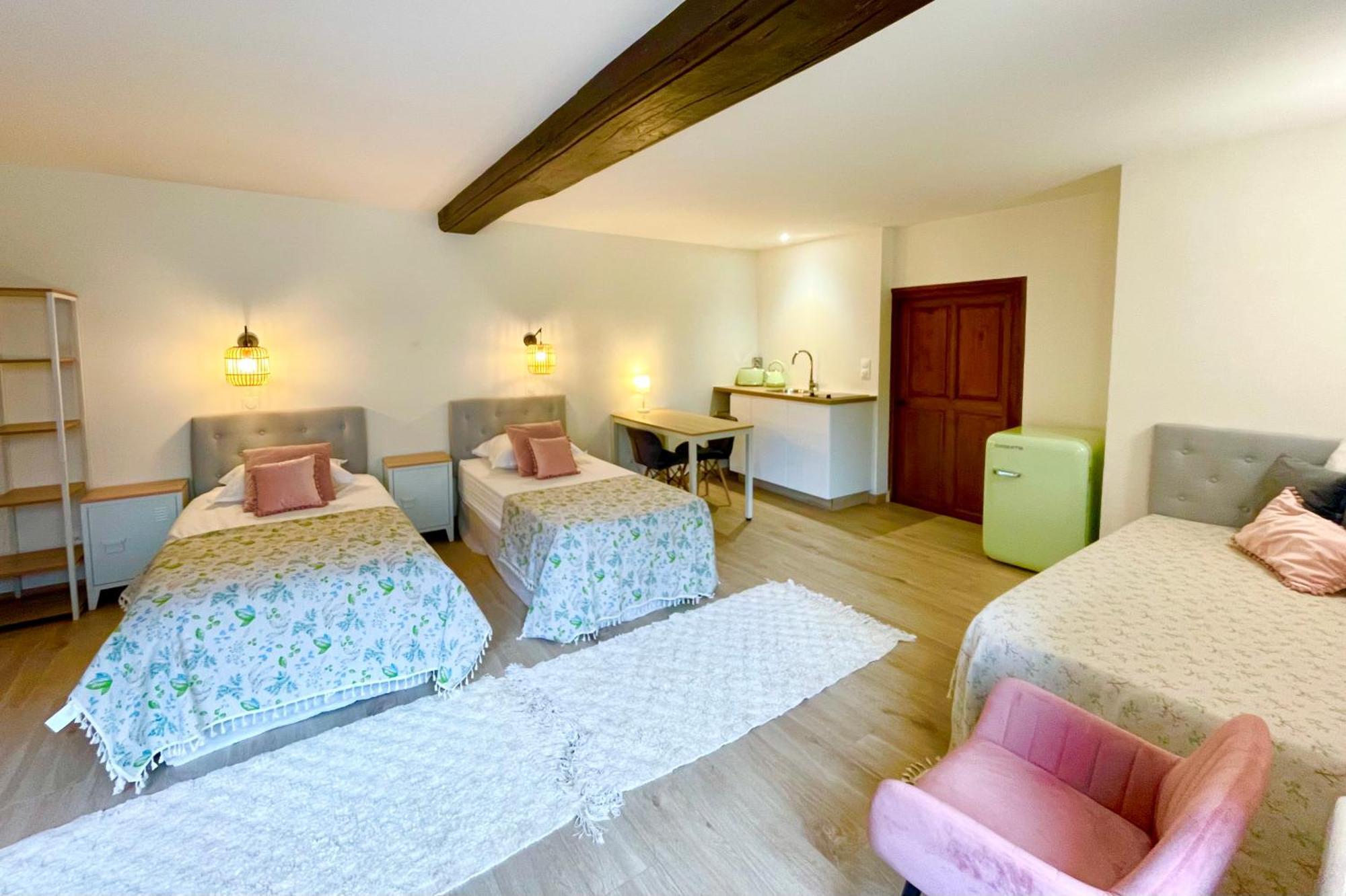 Les Charmes Hotel Jugy Exterior photo